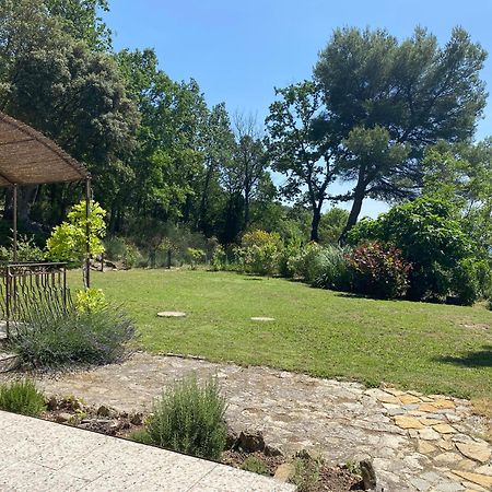 Vila Les Oliviers Vaugines Exteriér fotografie