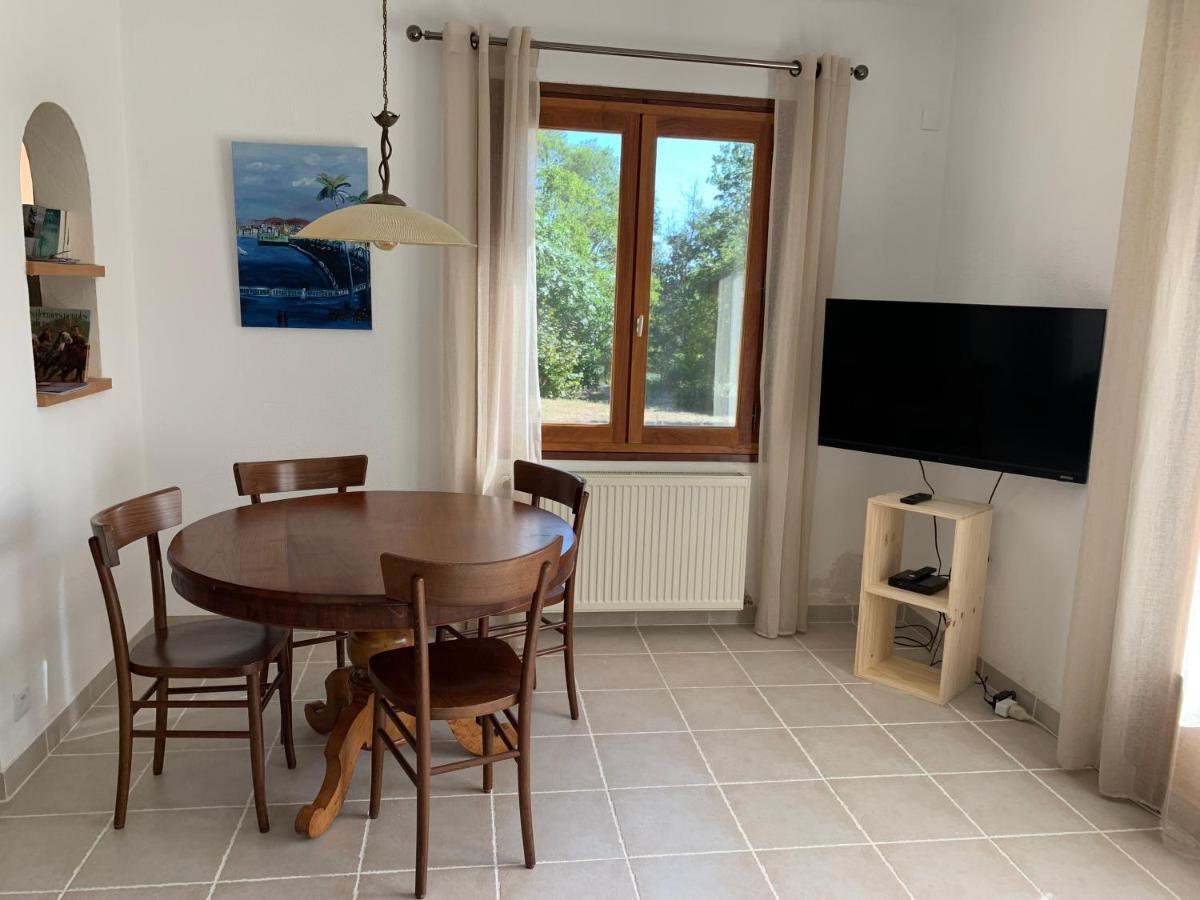 Vila Les Oliviers Vaugines Exteriér fotografie